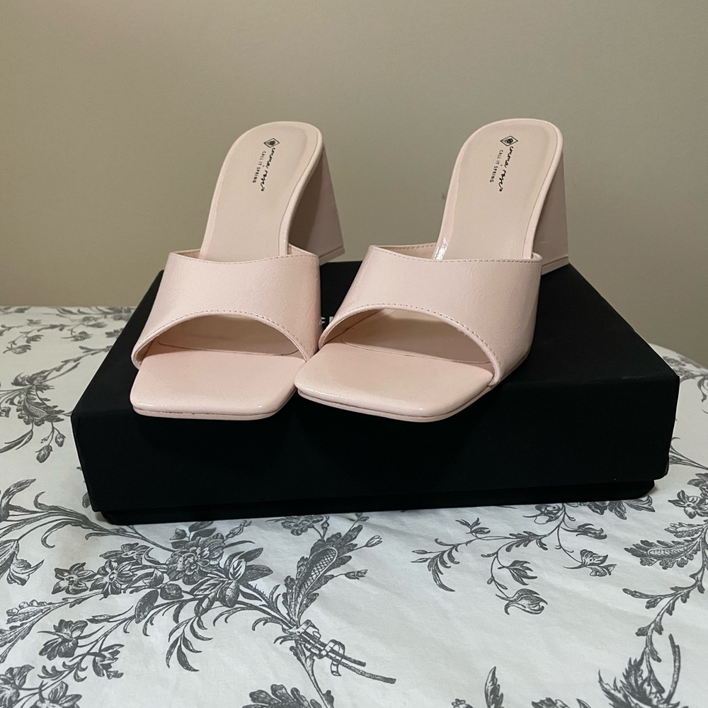 Call It Spring x Emma Rose Block Heeled Mule Sandal Patent Pink Size 7 US